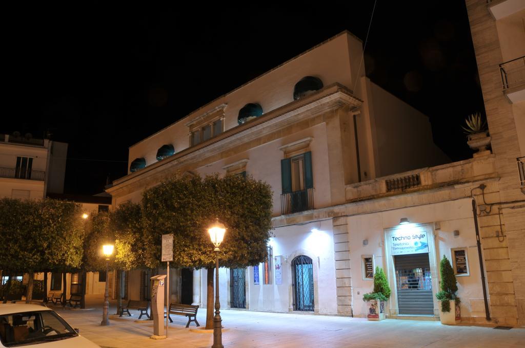 Palazzo Agrusti - Residenza D'Epoca Bed & Breakfast Alberobello Ngoại thất bức ảnh