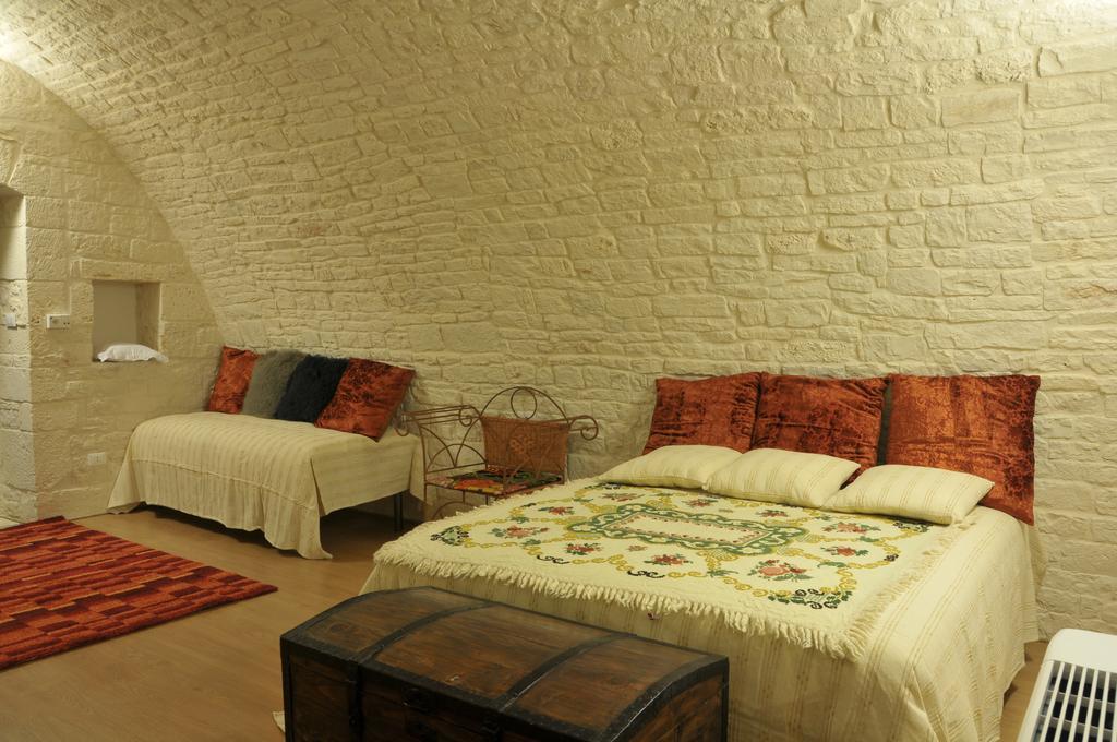 Palazzo Agrusti - Residenza D'Epoca Bed & Breakfast Alberobello Phòng bức ảnh