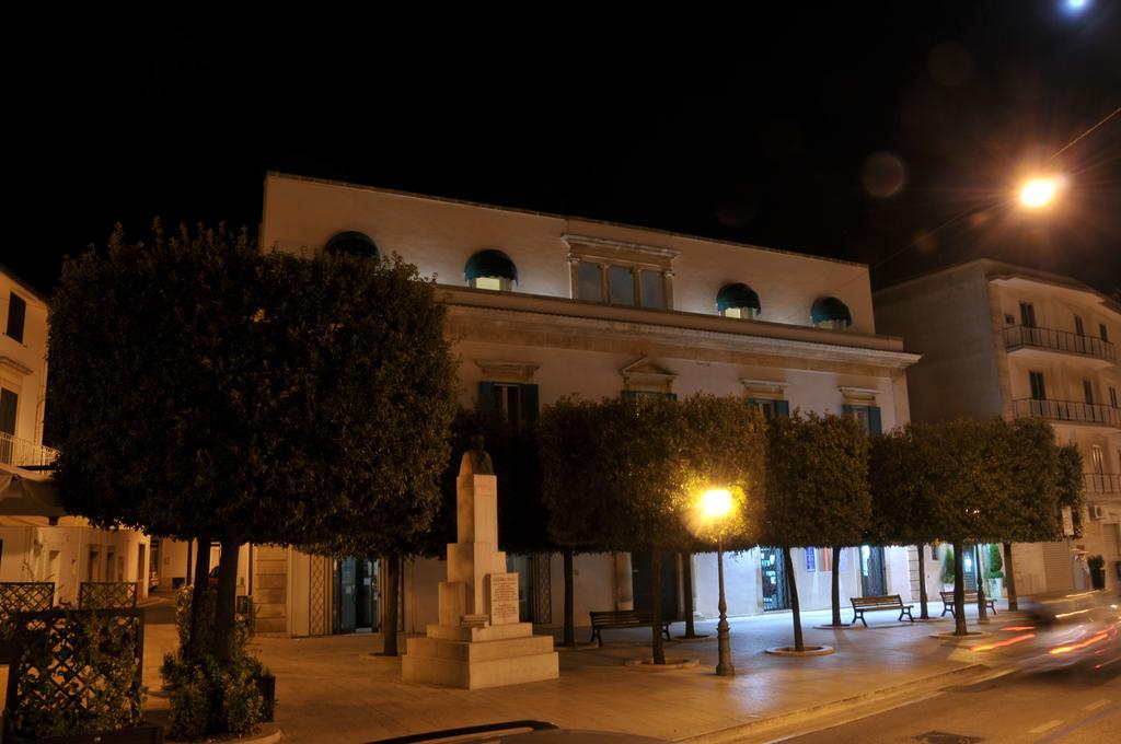Palazzo Agrusti - Residenza D'Epoca Bed & Breakfast Alberobello Ngoại thất bức ảnh